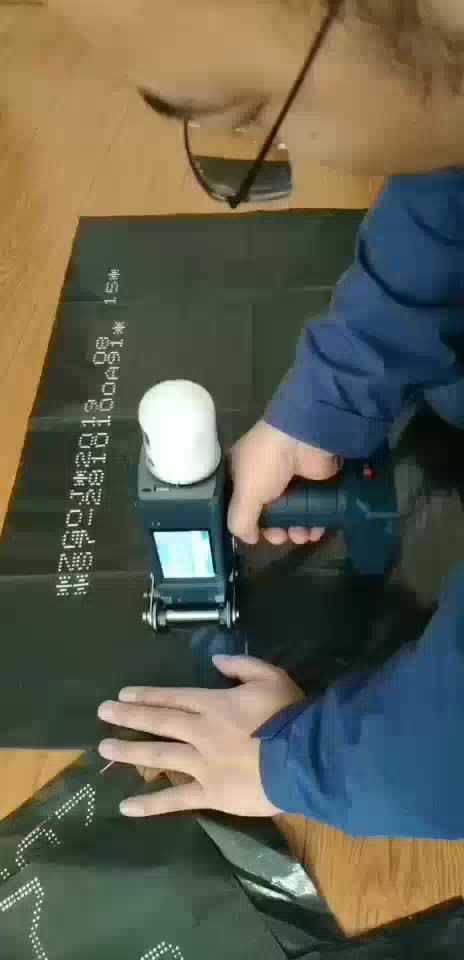 16 точек печати, высота 60 мм, – обзор и цена Commercial Wall Printing